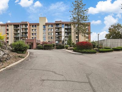 1311 S Westcliff Pl APT 403