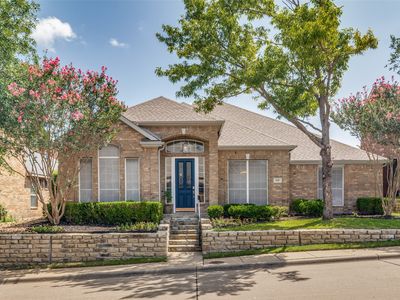 648 Woodland Way