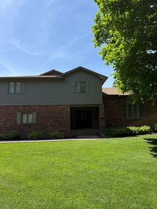 2117 Edinborough Dr