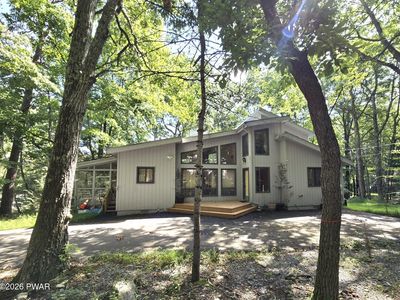 801 Tanager Ct