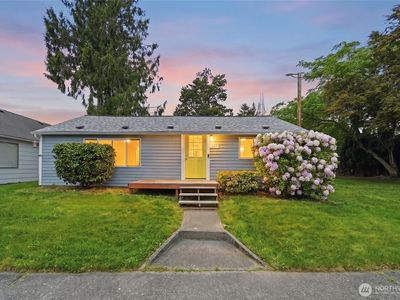 207 Cedar Avenue