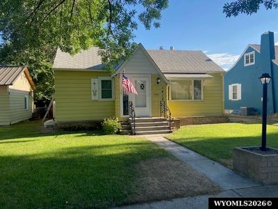 Property at 1413 Robertson Ave, Worland, WY