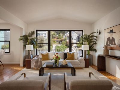 420 Eureka St