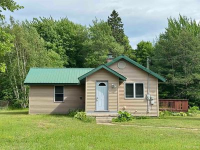 52 Midway Dr