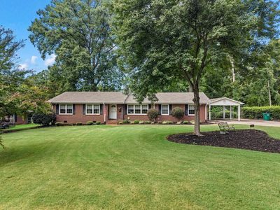 119 Longwood Dr