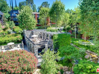 4784 Park Encino Ln Unit 103