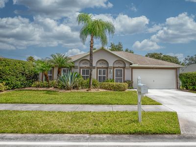 5290 Compass Pointe Circle