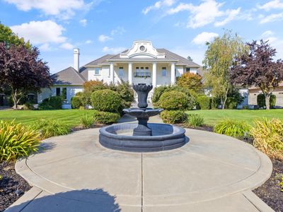 1041 N El Cajon Street