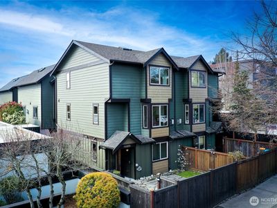 5645 California Avenue SW UNIT B