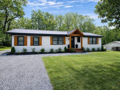 2122 Highway 72 St E