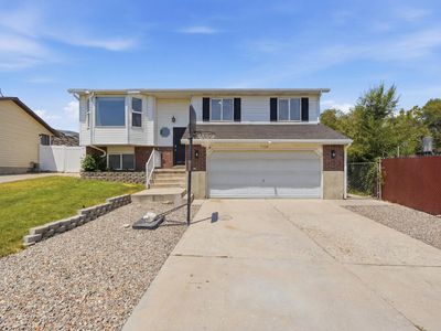 3706 S Bronco Cir W