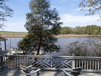 140 Holly Hill Ln