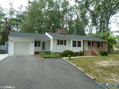 106 Oakridge Ave