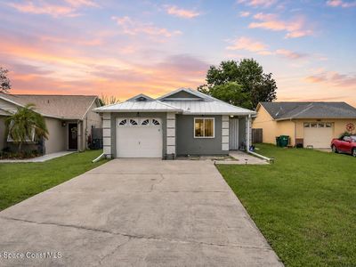 4137 Bayberry Dr