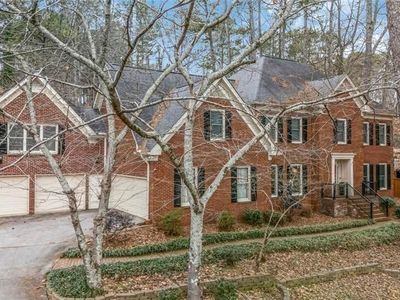 1828 Chedworth Ln