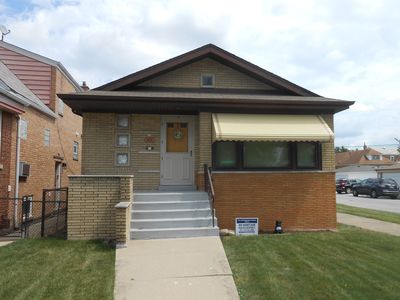 6059 S Massasoit Ave