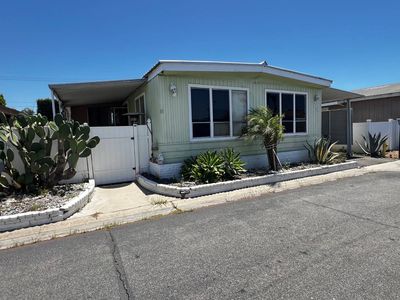 201 W Collins Ave Space 94