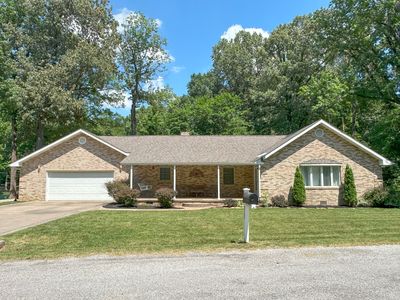 2863 Parker Dr
