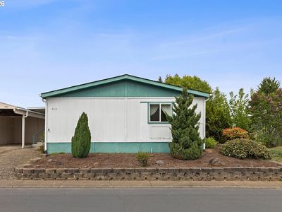 Property at 300 SE Lacreole Dr, Dallas, OR