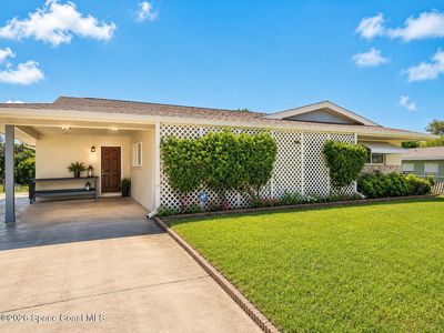 1109 Cabot Dr NE