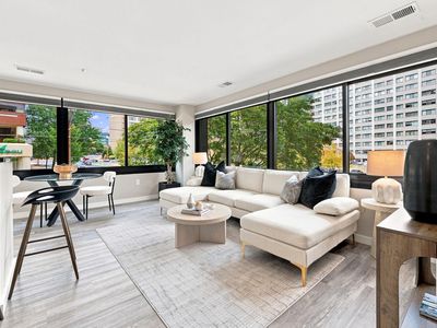 700 Roeder Rd Unit 203