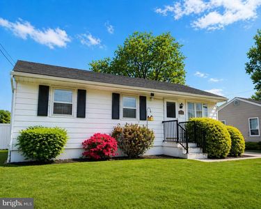 114 Roselawn Rd