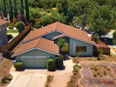 6805 Bluffwood Ct