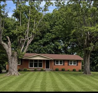 Property at 1302 Ellington Dr, Lafayette, TN