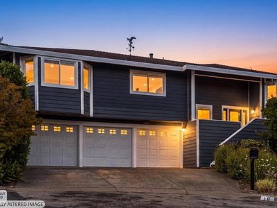 10 Santa Yorma Court