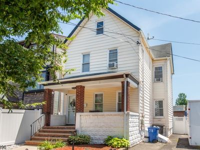 38 Salter Pl
