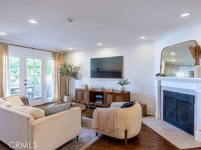 240 S Broadway APT 4