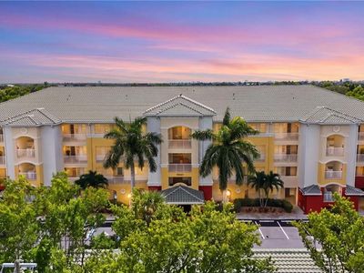 11041 Gulf Reflections DR #403