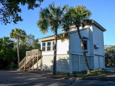 1201 Avocet Ln