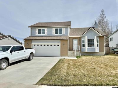 Property at 1662 Nations Ave, Kemmerer, WY