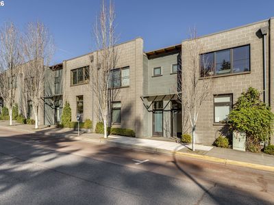 606 Cascade Ave UNIT 1