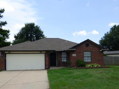 15209 Megan Cir