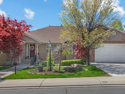 3957 W Honeylocust Ln