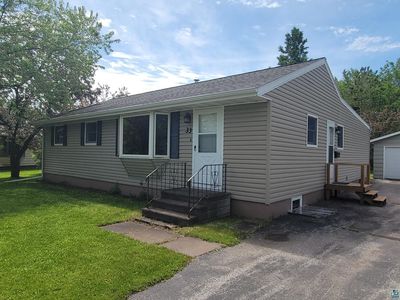 33 Evans Cir