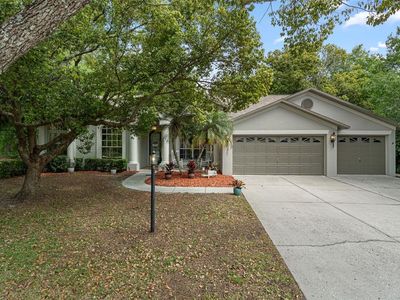 10139 Highcrest Ln