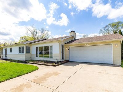 54835 Eisenhower Dr
