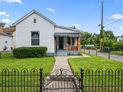 426 Hulbert St