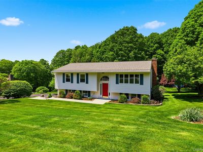 9 Wagon Trail Road