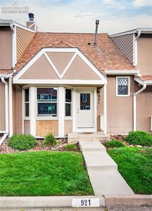 921 London Green Way