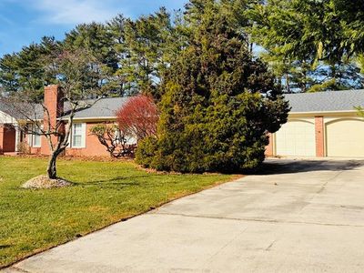 Property at 258 Edgewood Dr, Hillsville, VA