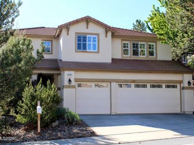 2740 Manzanita Ln