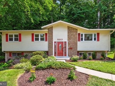 5313 Weymouth Dr