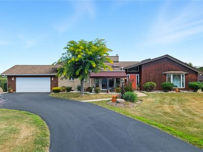 506 N Mountainview St