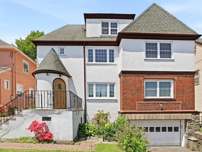 174 Fairview Avenue