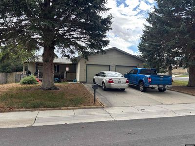 320 N Wagon Wheel Dr