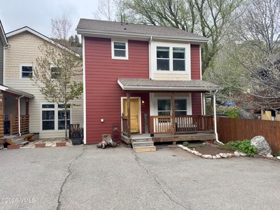 271 Main St #C